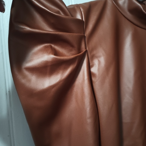 Brown Faux Leather Top with Puff Sleeves - Picture 5 of 15